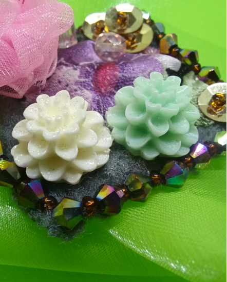 Šité dizajnové náušnice "Sen Kene"